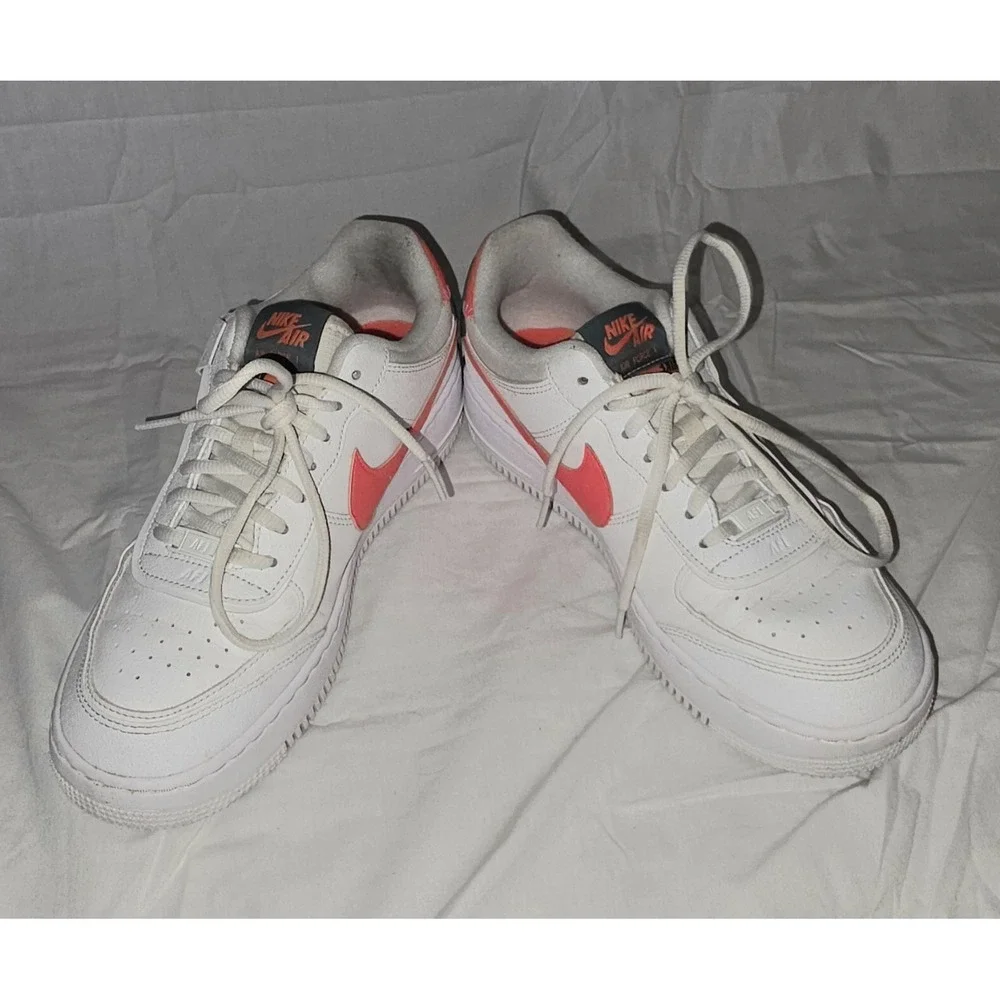 Women's Nike Air Force‎ 1 White pink shoes size 9.5